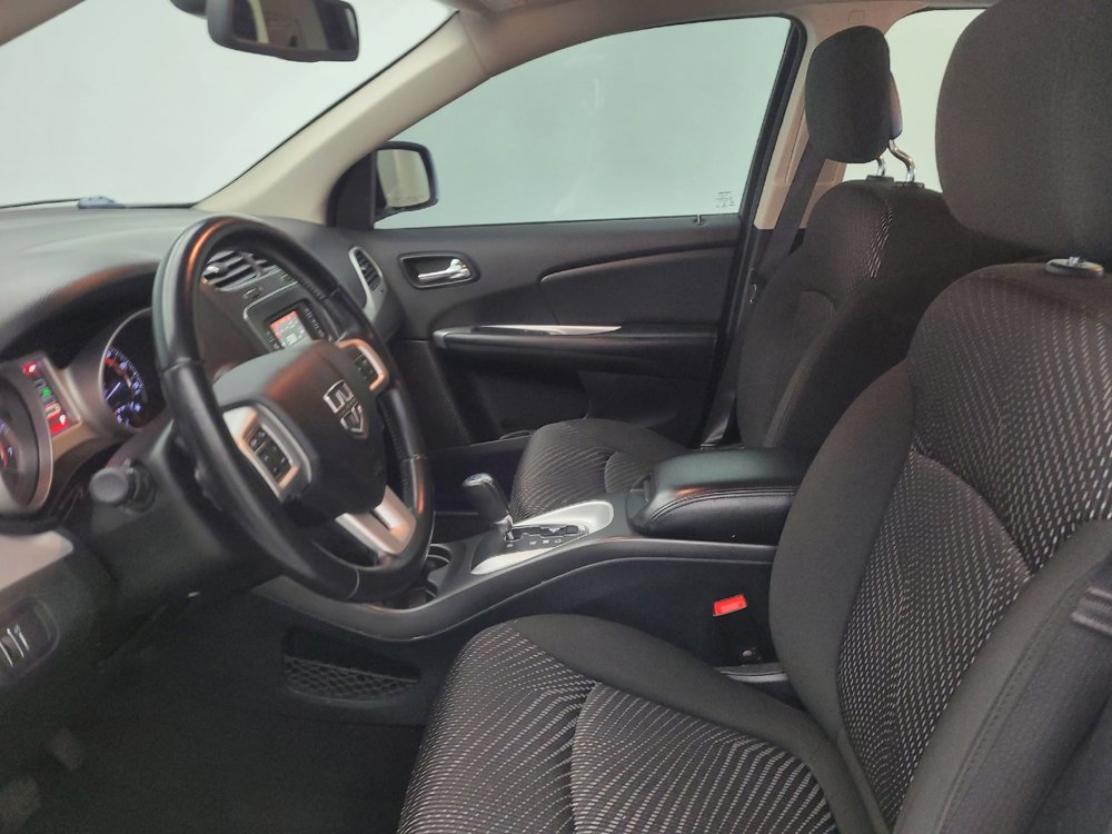 Used 2020 Dodge Journey SE w/ SE Popular Equipment Group FWD image 17