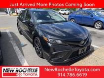 Used 2023 Toyota Camry SE w/ Cold Weather Package AWD/4WD image 1