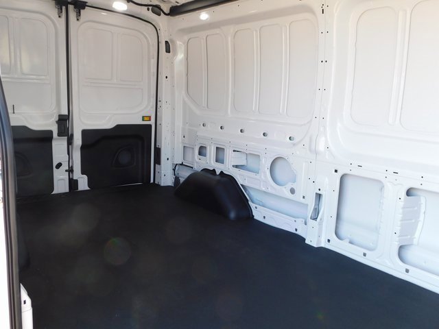 New 2025 Ford Transit 250 148 Medium Roof image 20