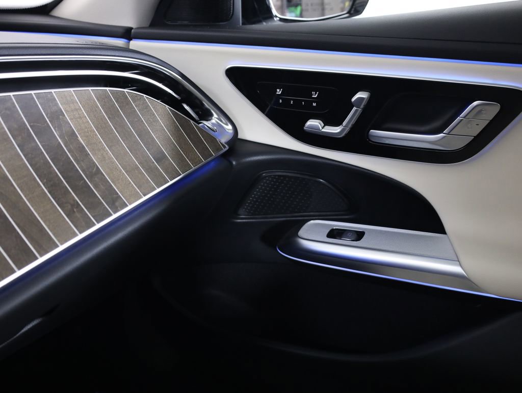 Certified 2025 Mercedes-Benz E 350 4MATIC Sedan image 20