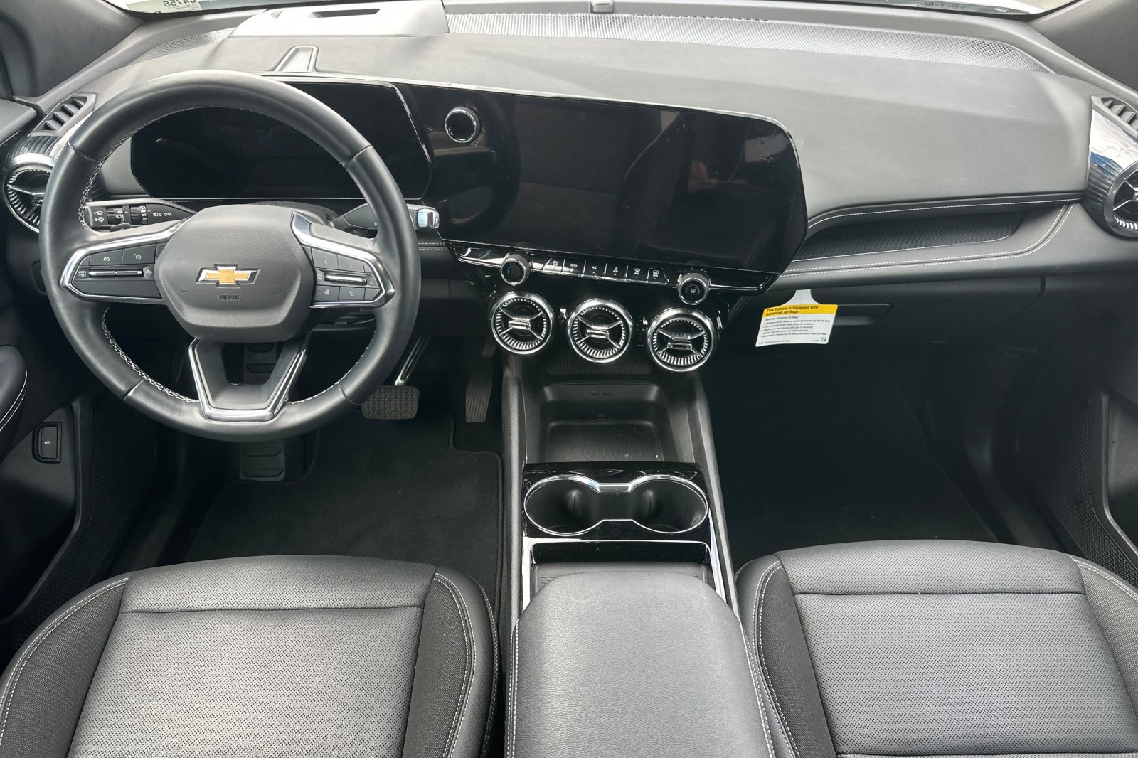 Used 2024 Chevrolet Blazer EV LT AWD/4WD image 16