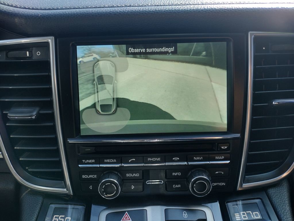 Used 2012 Porsche Panamera 4 w/ Premium Pkg Plus image 30