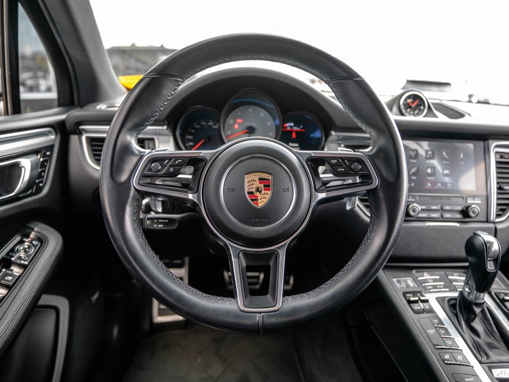 Used 2017 Porsche Macan S AWD/4WD image 18