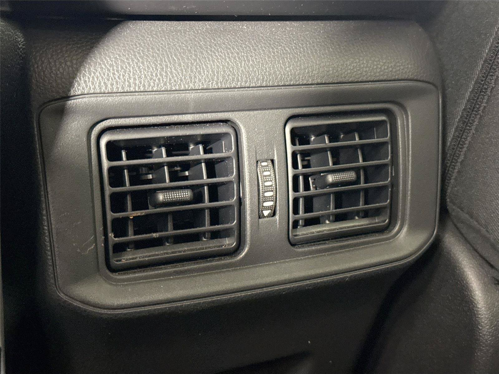 Certified 2023 Toyota RAV4 LE FWD image 32