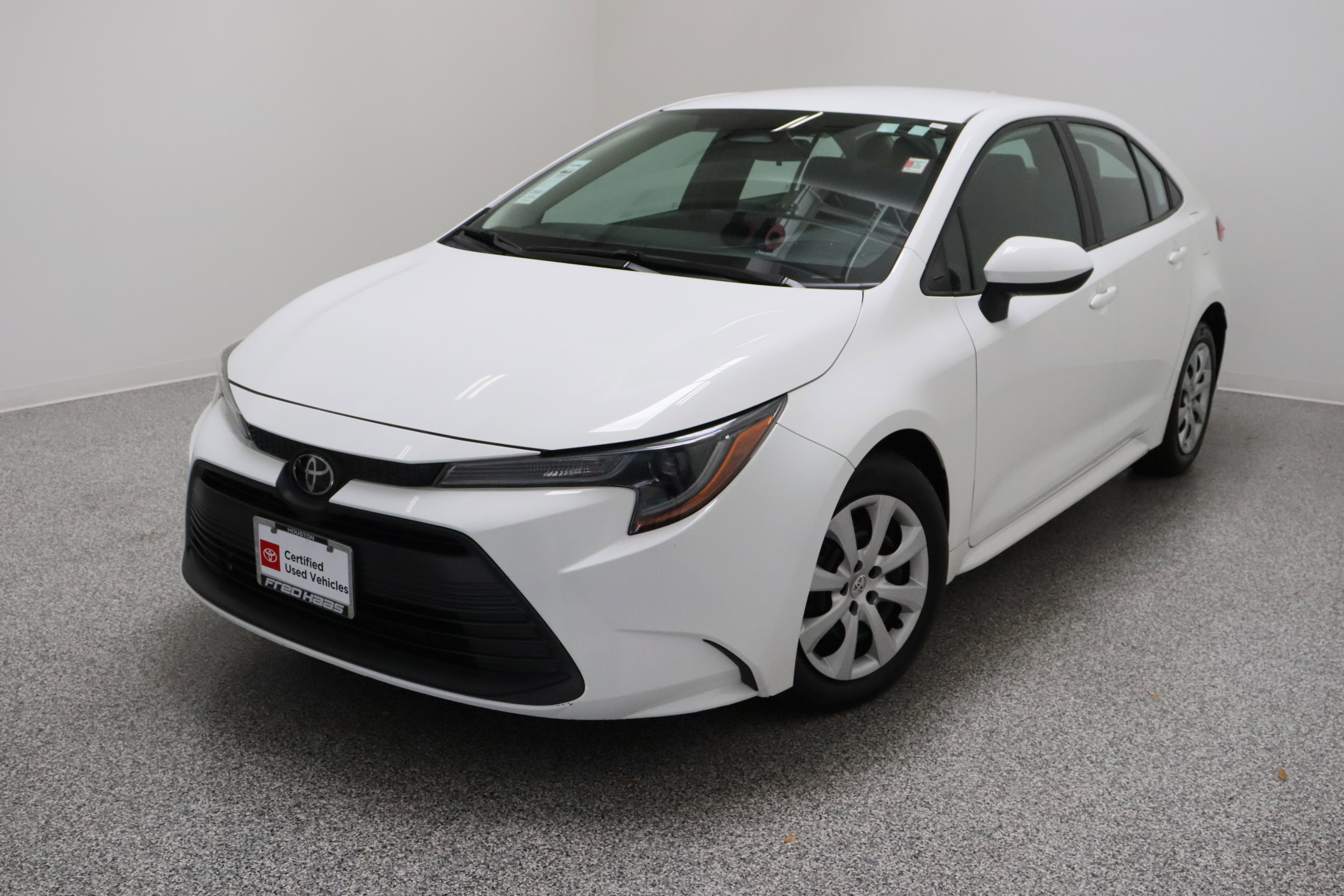 Certified 2024 Toyota Corolla LE FWD image 2