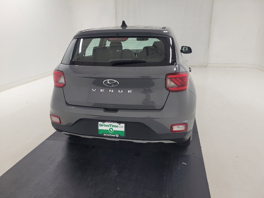 Used 2021 Hyundai Venue SE FWD image 7