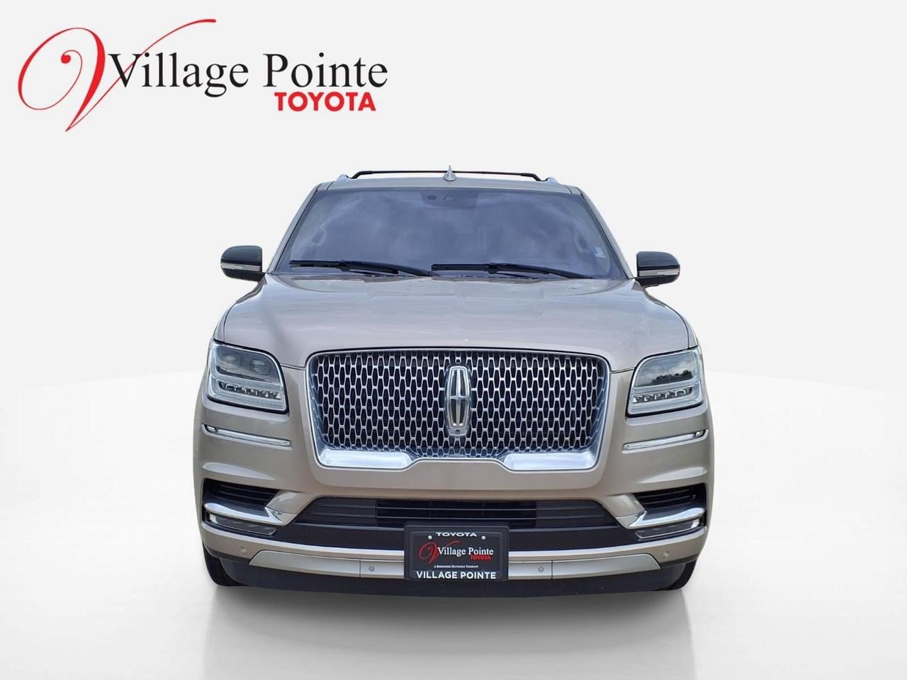 Used 2019 Lincoln Navigator Reserve AWD/4WD image 10