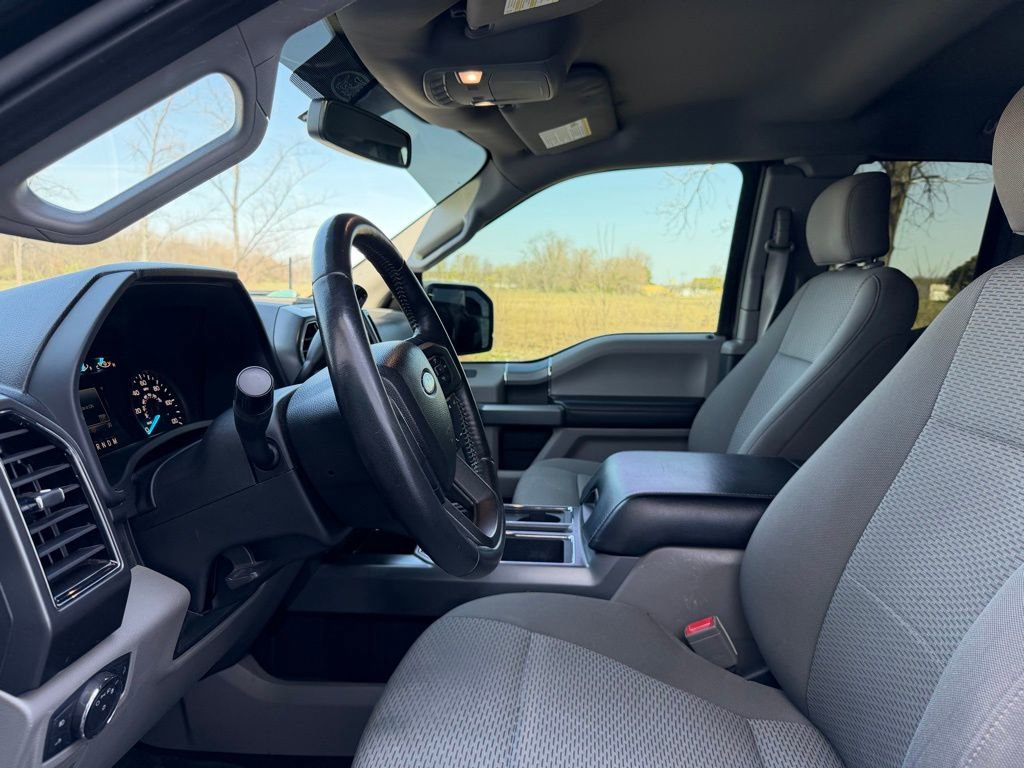 Used 2018 Ford F150 XLT w/ Equipment Group 302A Luxury image 9