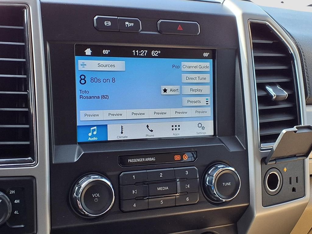 Used 2019 Ford F250 Lariat w/ Chrome Package image 24