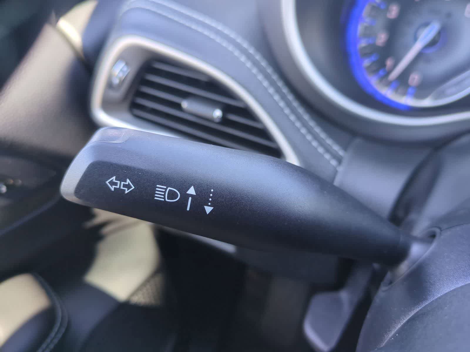 New 2027 Chrysler Pacifica Select FWD image 26
