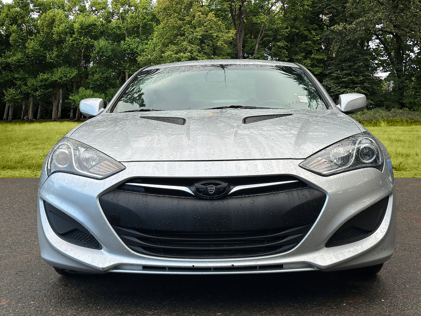 Used 2013 Hyundai Genesis 2.0T image 2