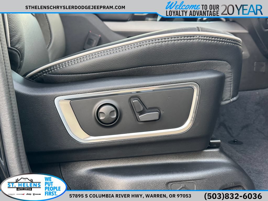 New 2026 RAM 1500 Laramie w/ Night Edition AWD/4WD image 36