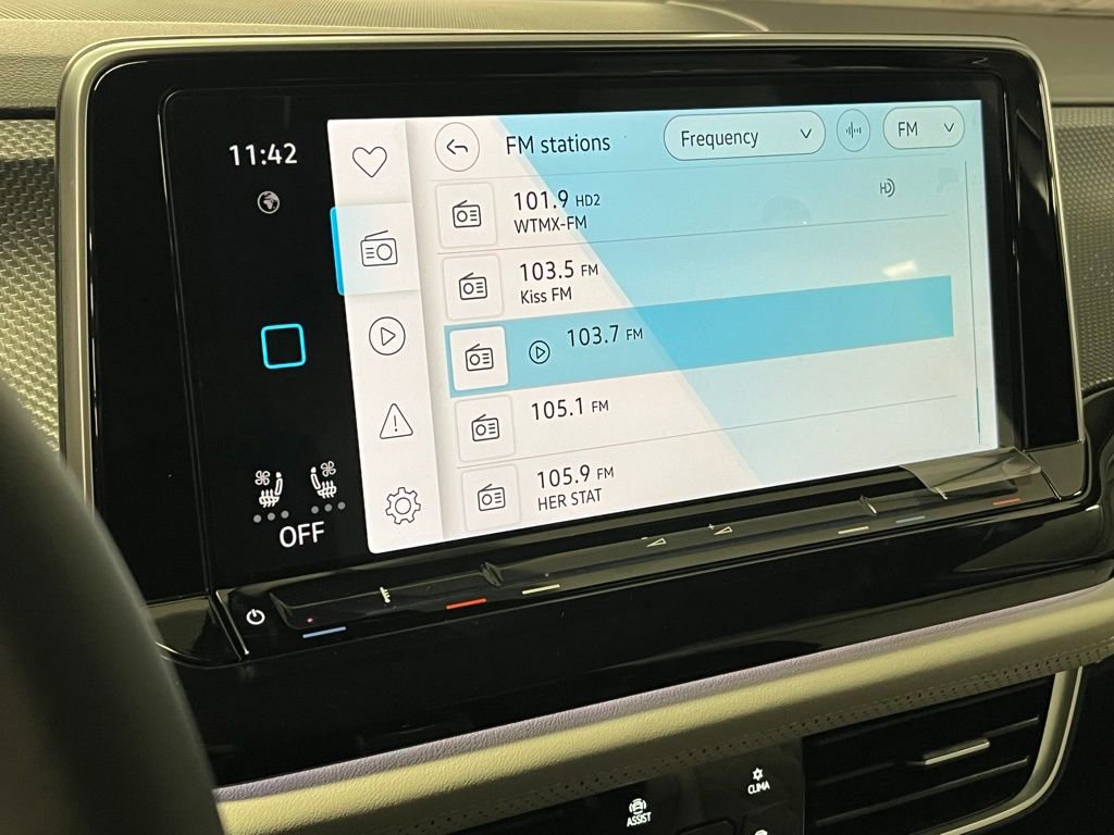 New 2026 Volkswagen Atlas Cross Sport SEL Premium R-Line image 28