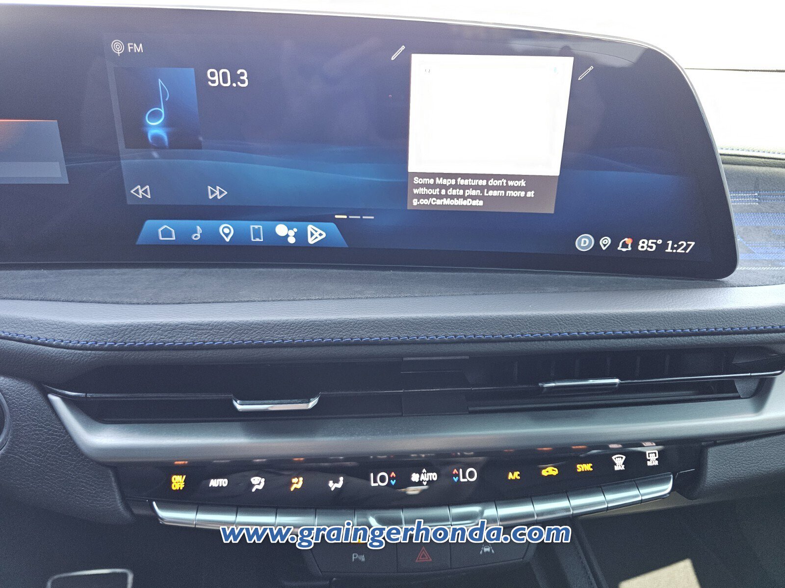 Used 2024 Cadillac XT4 Sport image 15