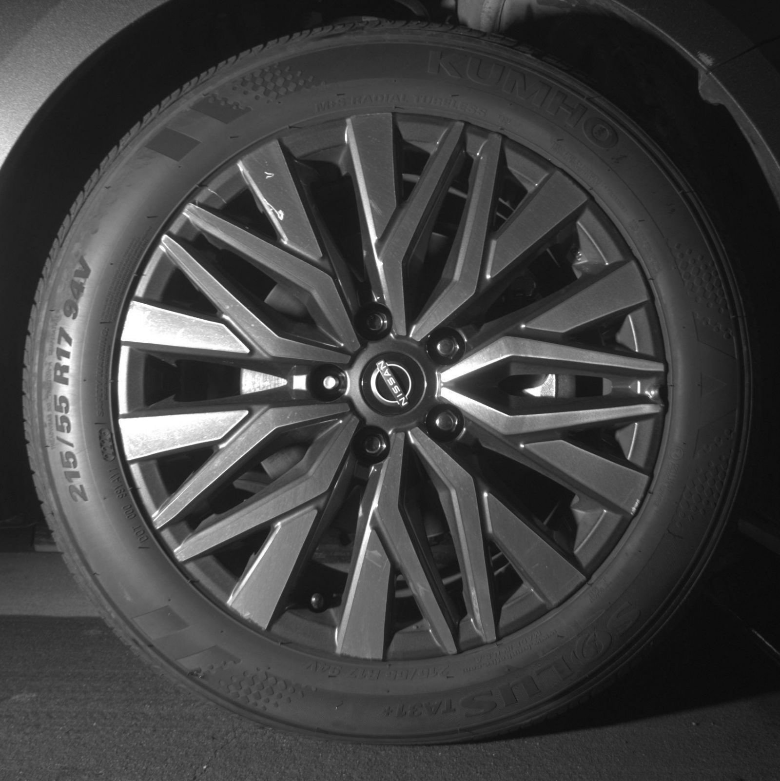 Used 2025 Nissan Altima 2.5 SV FWD image 16