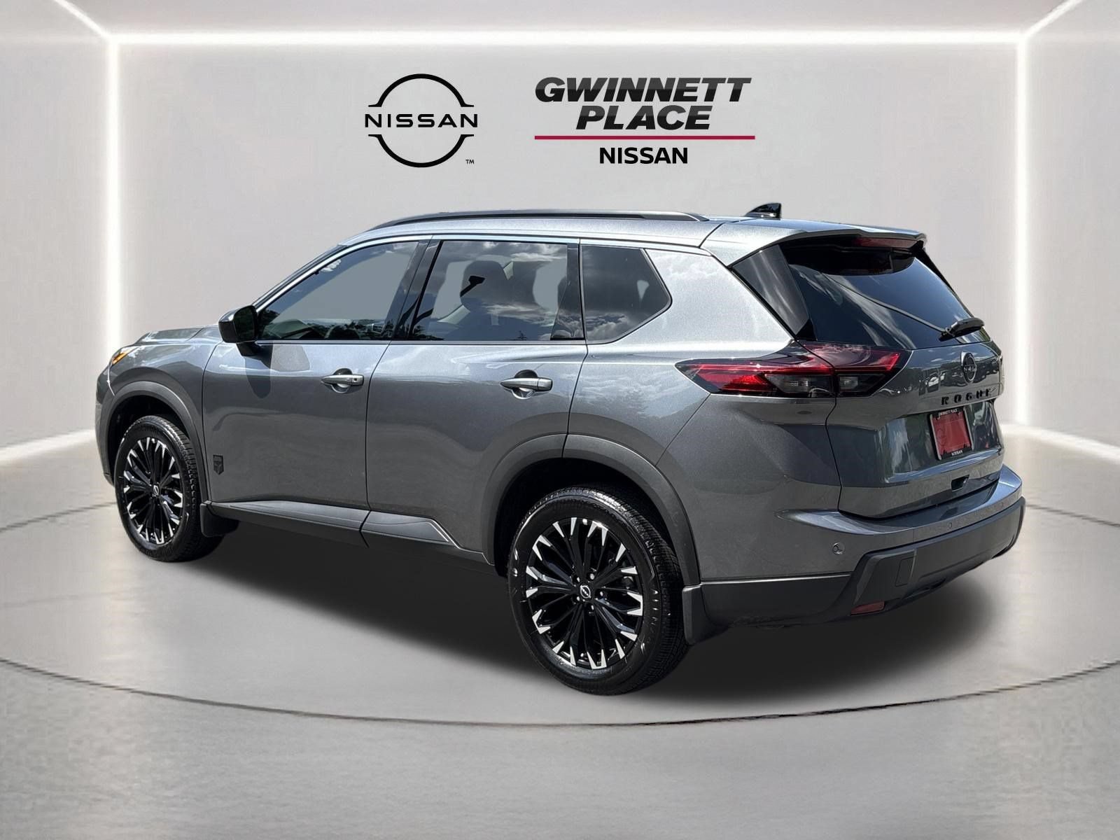 Used 2026 Nissan Rogue Dark Armor FWD image 20