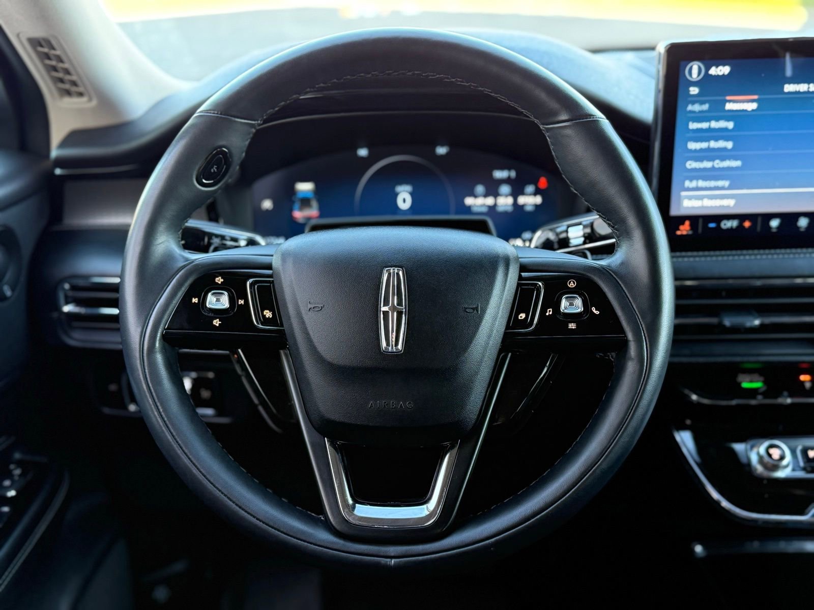 Used 2023 Lincoln Corsair Reserve w/ Equipment Group 202A image 19