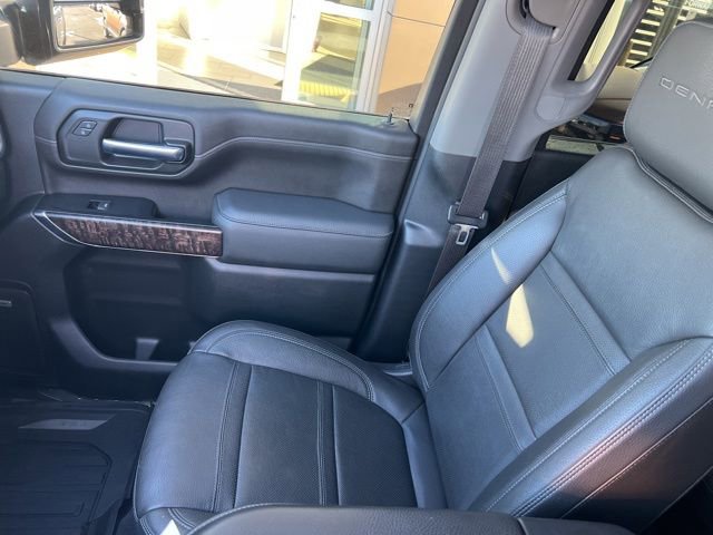 Used 2020 GMC Sierra 3500 Denali w/ Denali Ultimate Package image 12