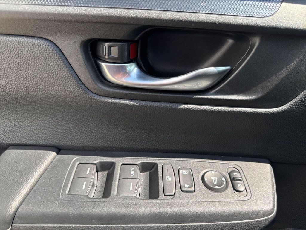 Certified 2025 Honda CR-V LX image 11