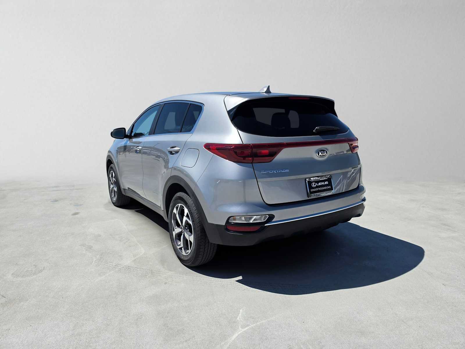 Used 2022 Kia Sportage LX AWD/4WD image 5