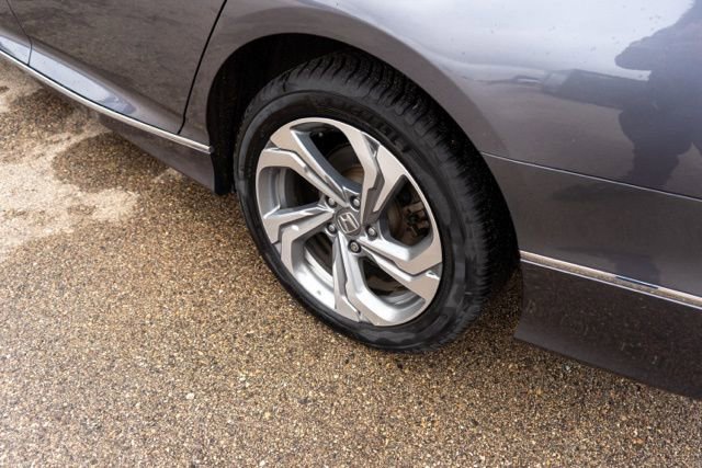 Used 2020 Honda Accord EX image 11