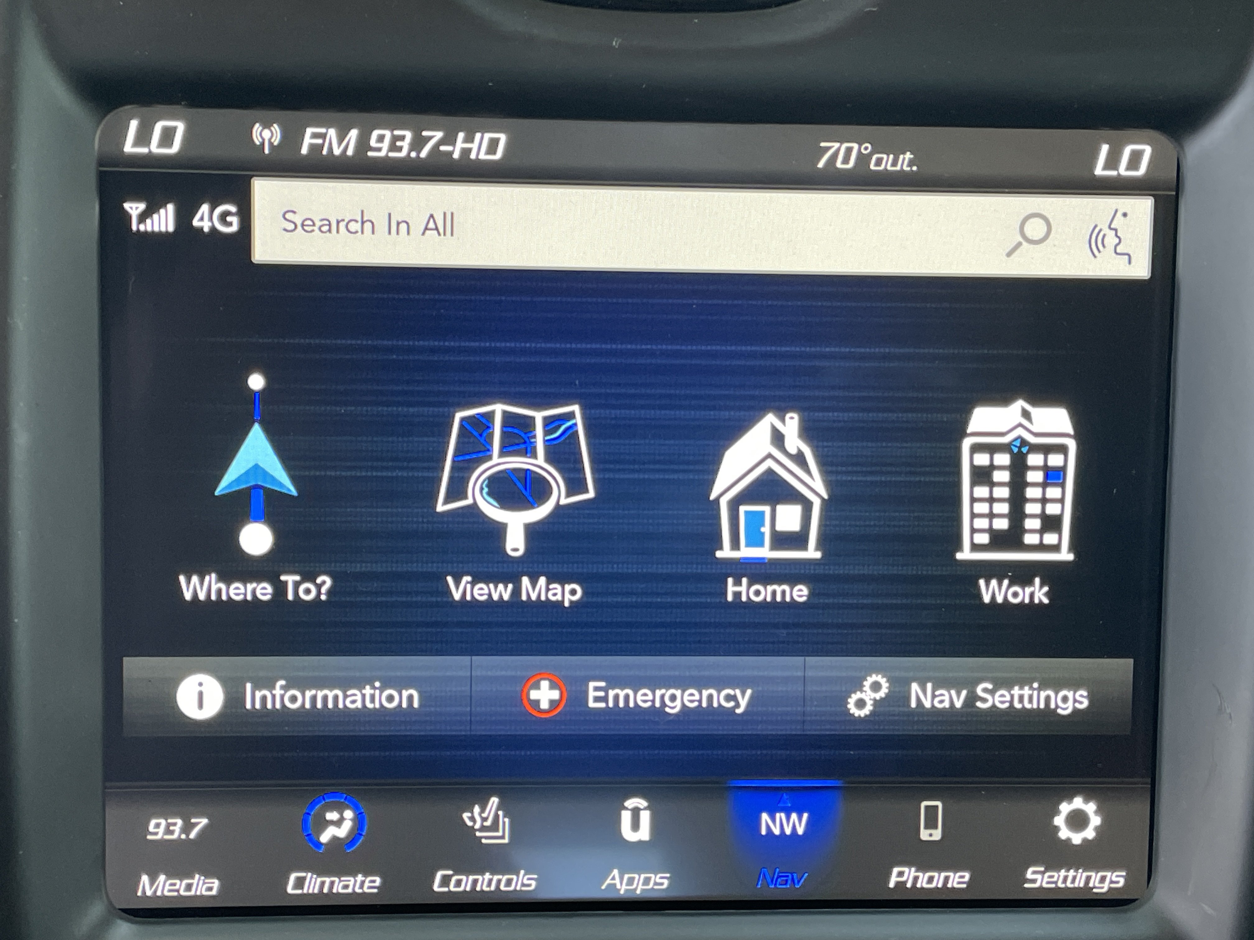 Used 2023 Chrysler 300 C RWD image 23