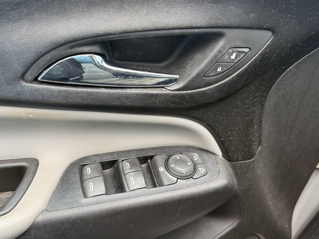 Used 2019 Chevrolet Equinox LT FWD image 8