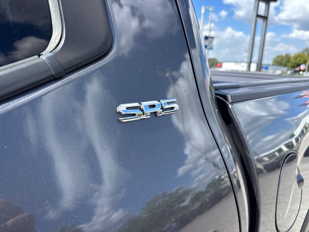 Used 2025 Toyota Tundra SR5 AWD/4WD image 9