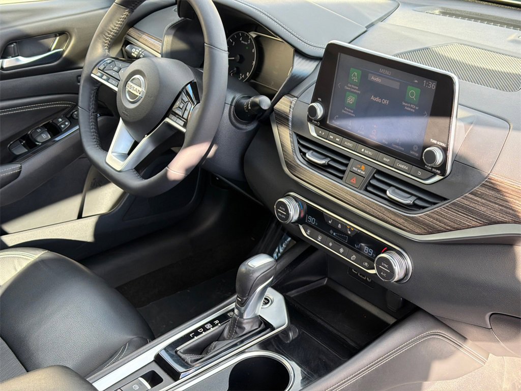 Used 2021 Nissan Altima 2.5 Platinum image 9