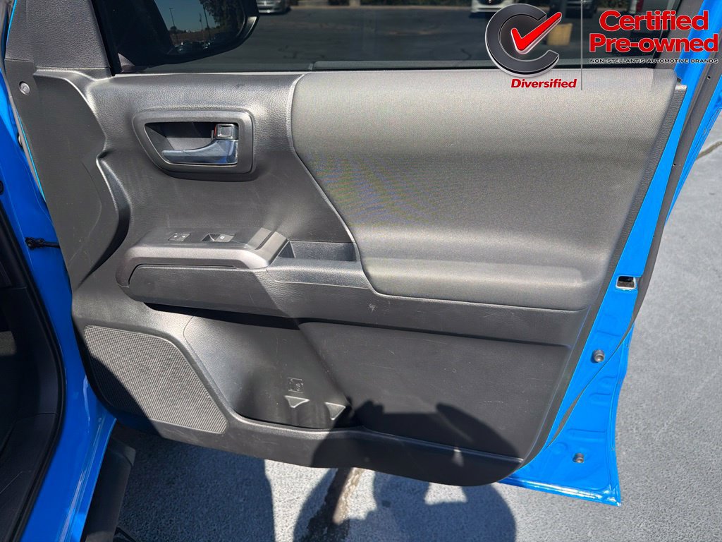Used 2019 Toyota Tacoma TRD Pro AWD/4WD image 32
