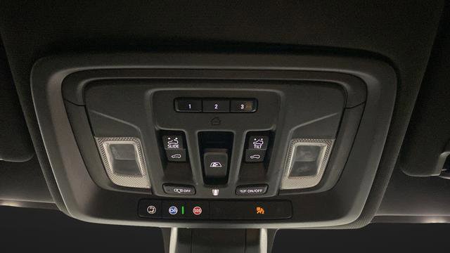 Used 2021 Chevrolet Silverado 2500 High Country AWD/4WD image 41