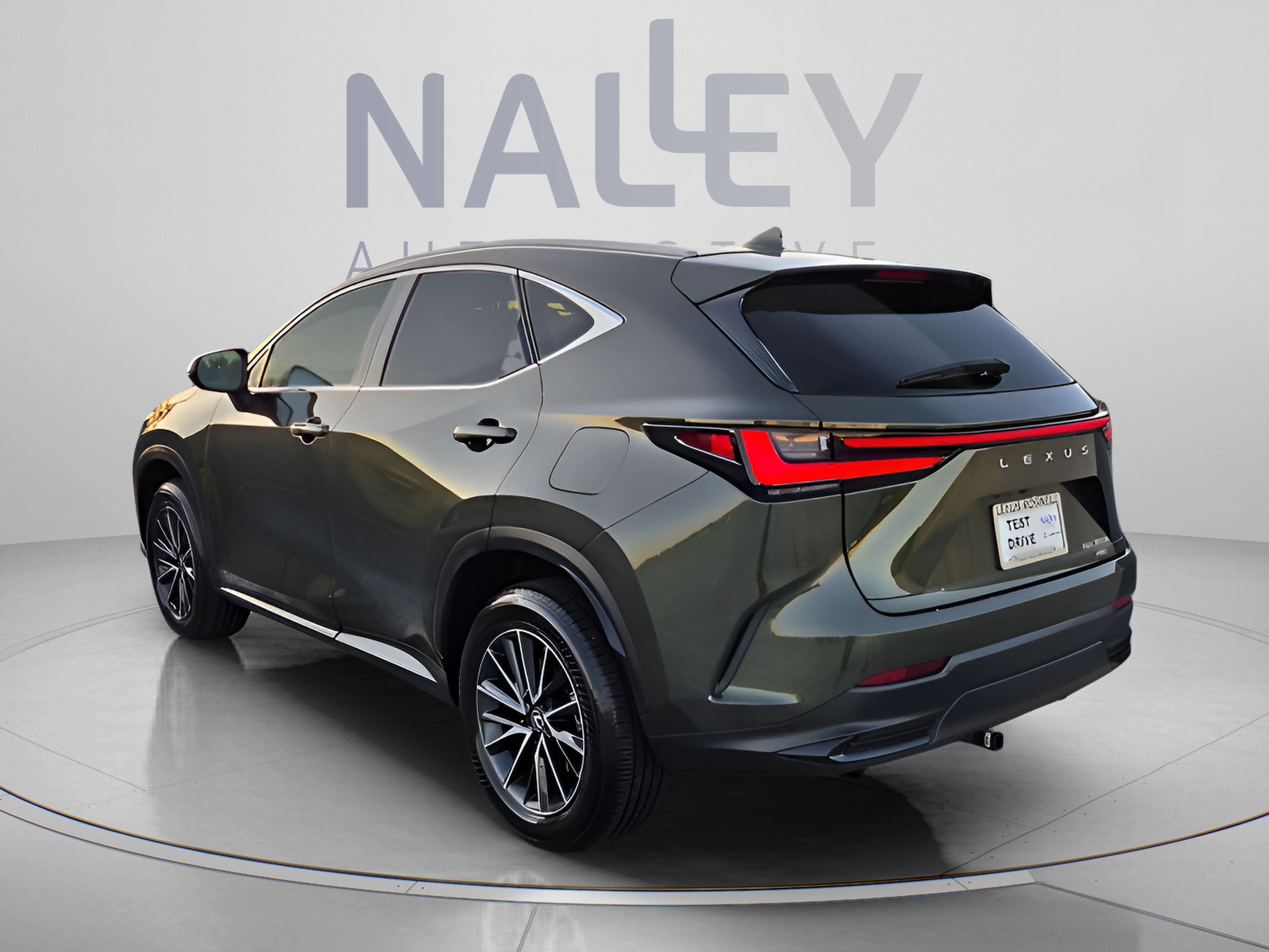 Used 2024 Lexus NX 350h AWD image 3