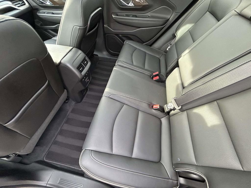 Used 2019 GMC Terrain Denali w/ Driver Alert Package II image 12