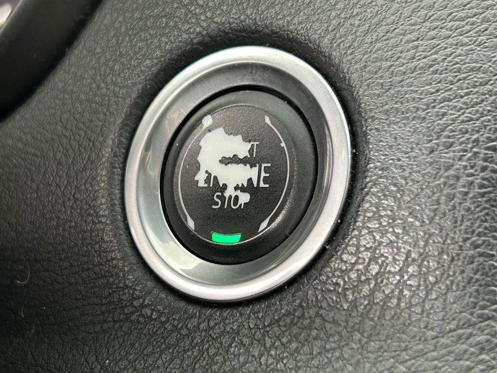 Used 2019 Cadillac XT4 Luxury image 34