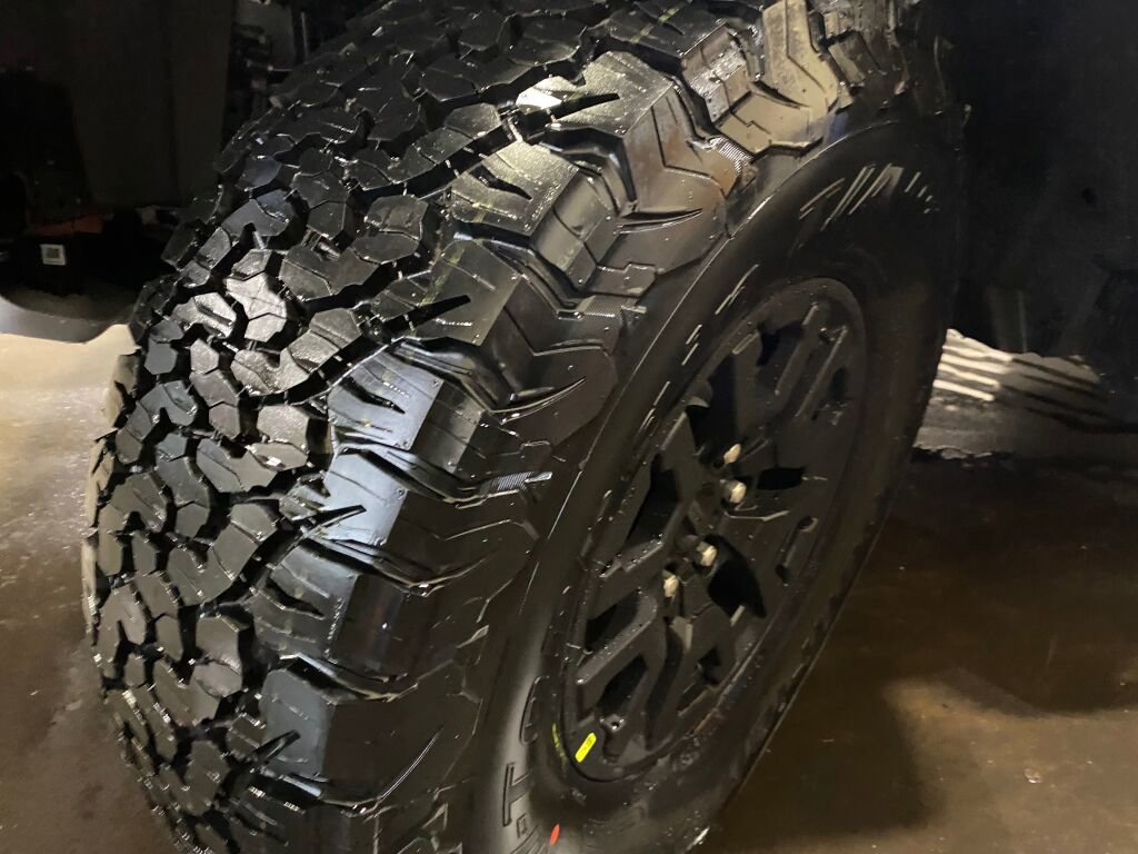 New 2025 Ford Bronco Raptor image 23