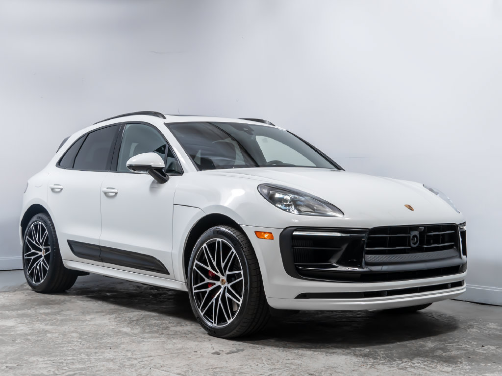 New 2026 Porsche Macan GTS AWD/4WD image 9