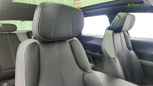 Used 2024 Cadillac Lyriq Tech w/ LPO, Floor Liner Package RWD image 23