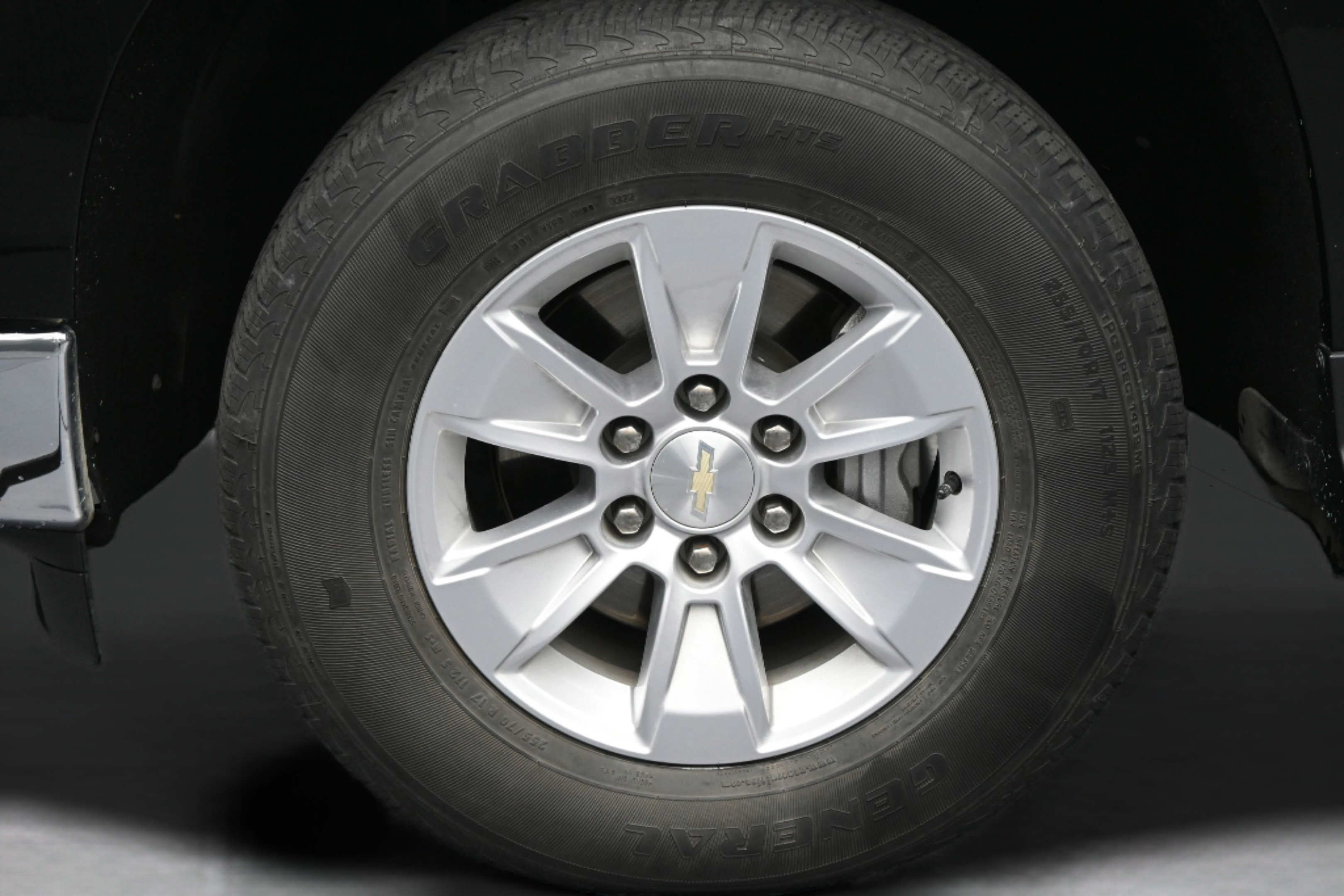 Used 2023 Chevrolet Silverado 1500 LT RWD image 10