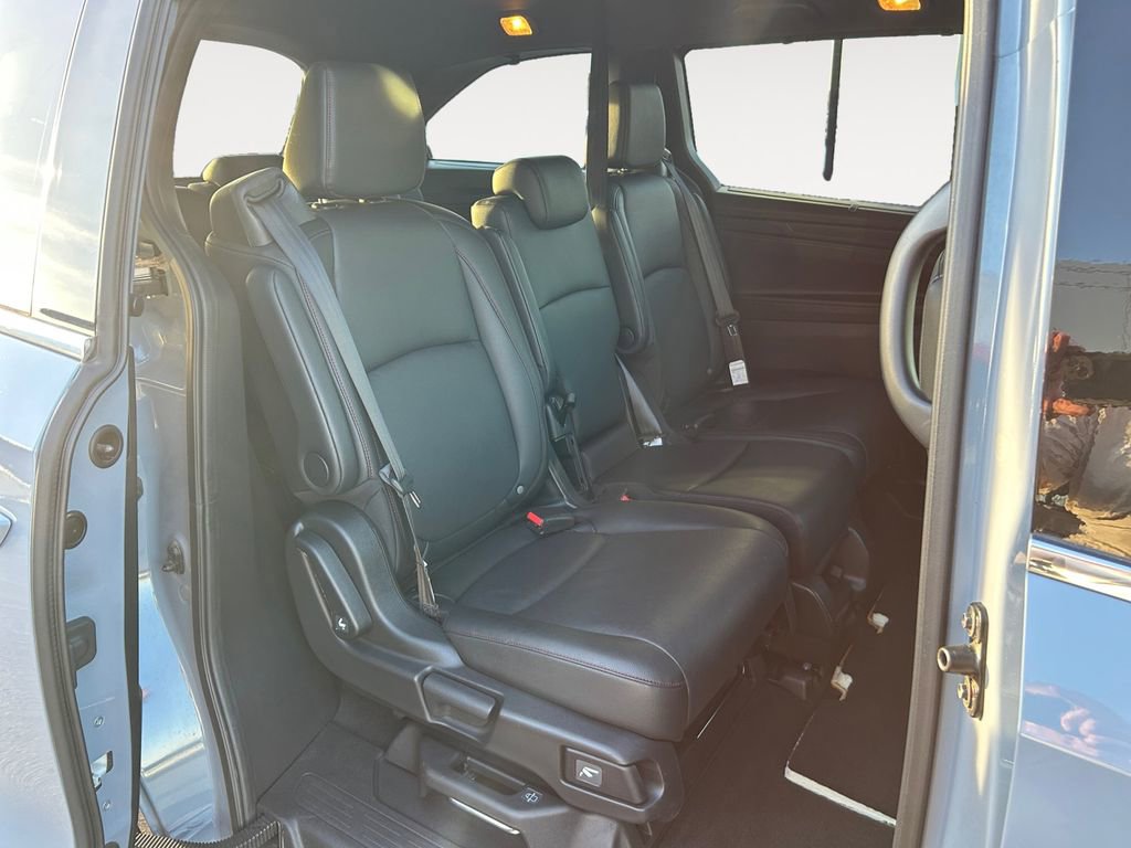 Used 2025 Honda Odyssey Sport-L image 23