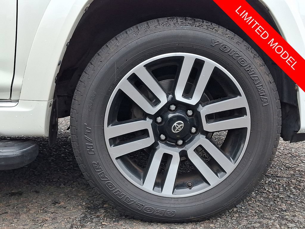 Used 2021 Toyota 4Runner Limited AWD/4WD image 8