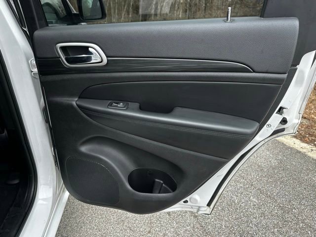 Used 2021 Jeep Grand Cherokee Laredo X image 19