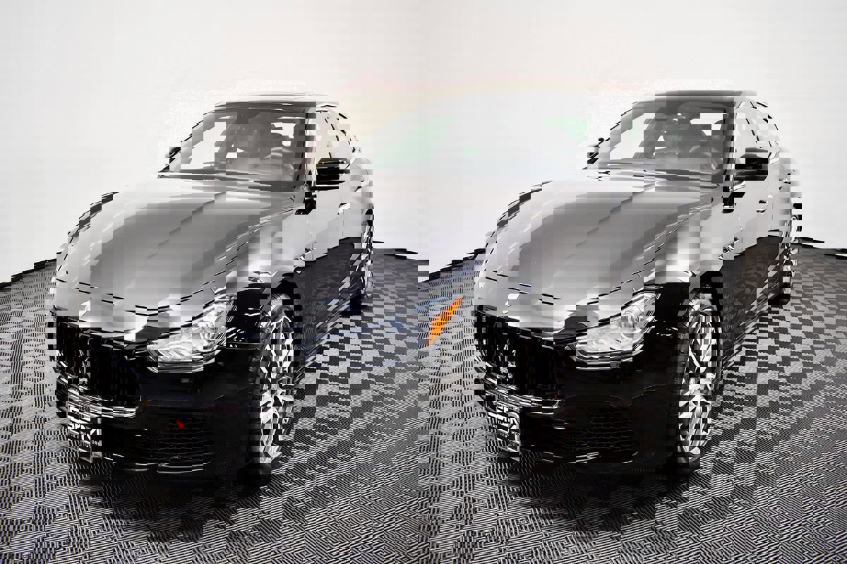 Used 2017 Maserati Ghibli image 3