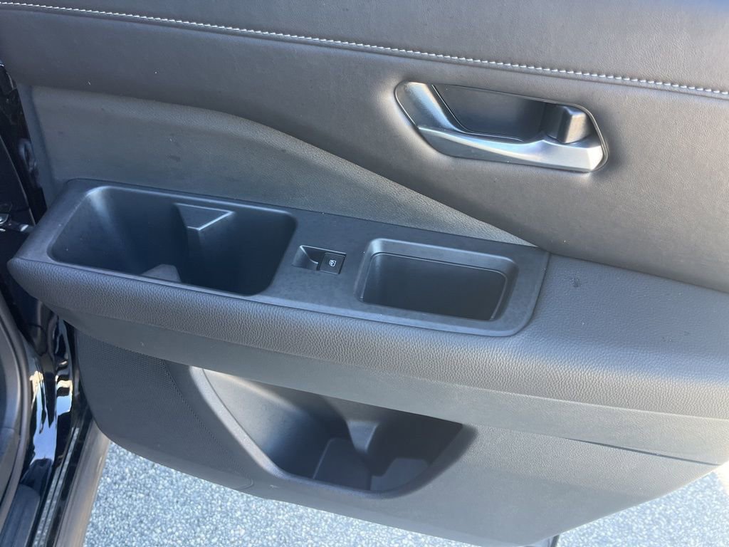 Used 2024 Nissan Pathfinder SL image 23