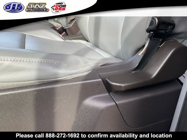 Used 2019 Ford Transit 150 XL image 11