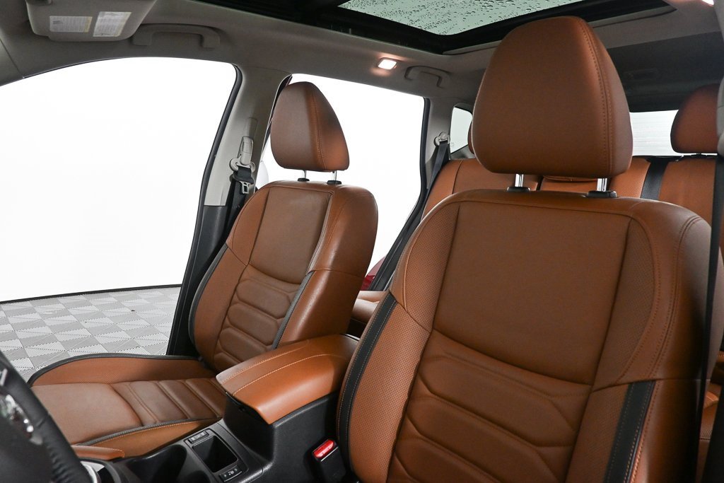 Used 2017 Nissan Rogue SL w/ SL Premium Package image 5