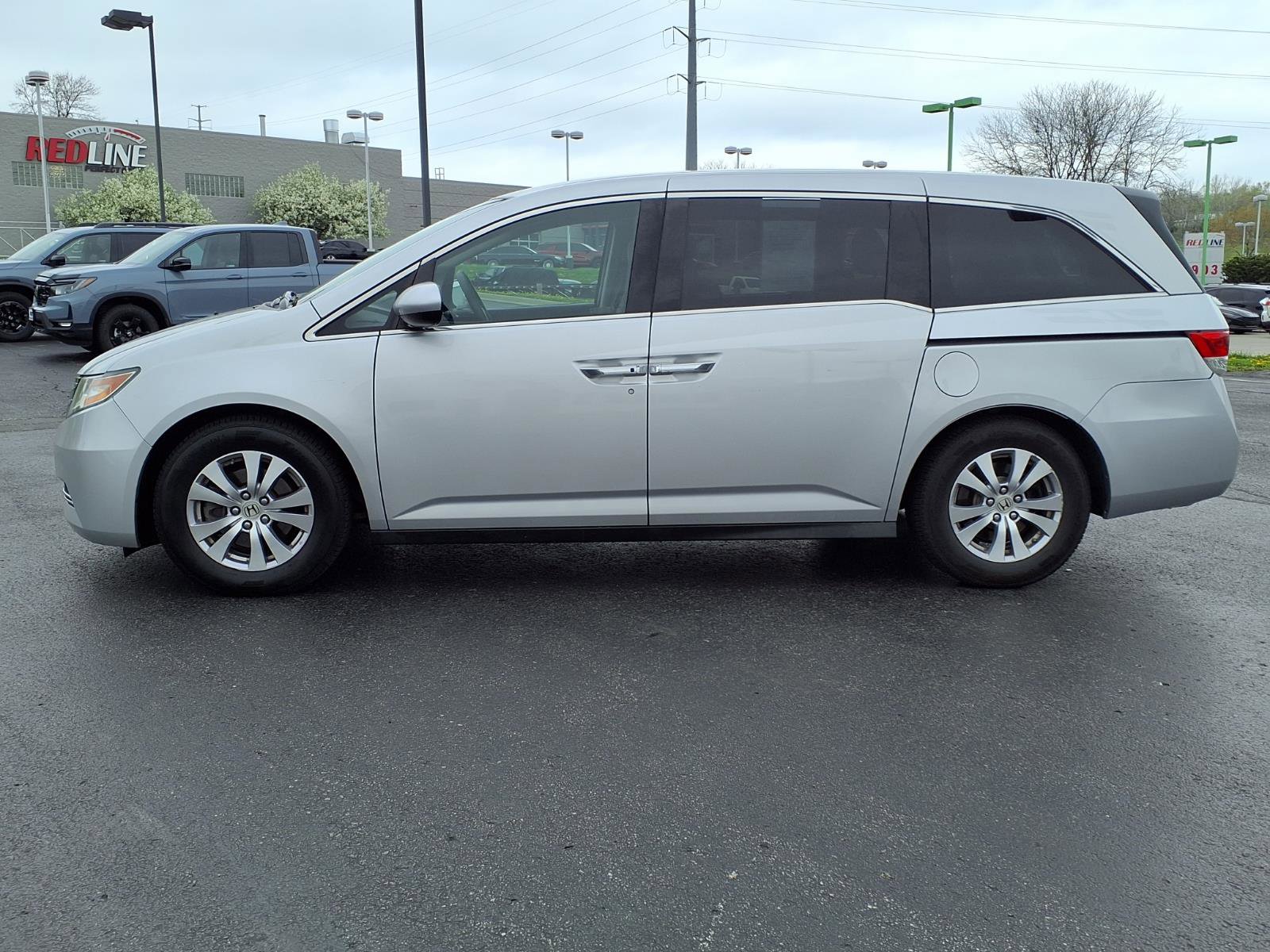 Used 2015 Honda Odyssey EX video 2