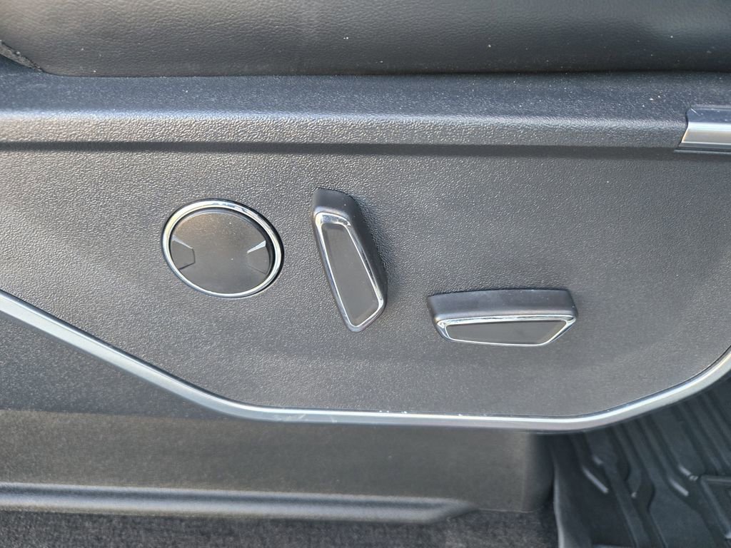 Used 2023 Ford F150 Raptor w/ Raptor 37 Performance Package image 30