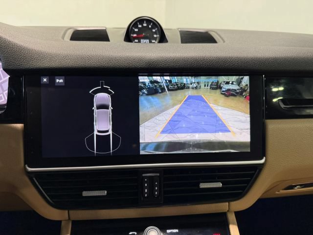 Used 2019 Porsche Cayenne AWD/4WD image 21