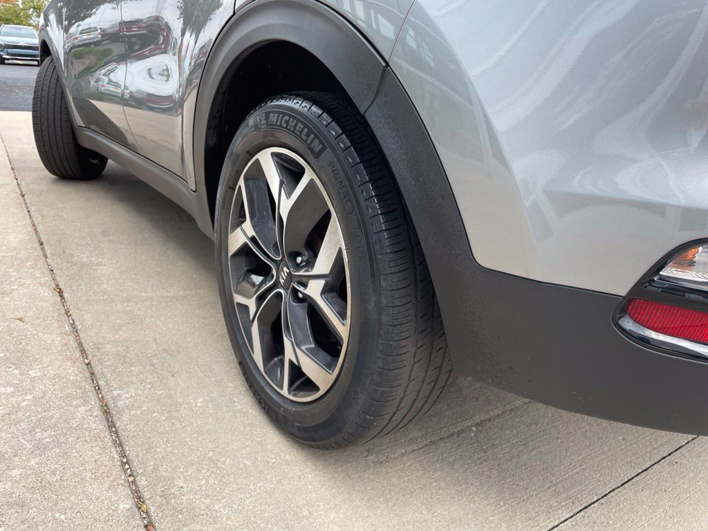 Used 2020 Kia Sportage EX AWD/4WD image 17
