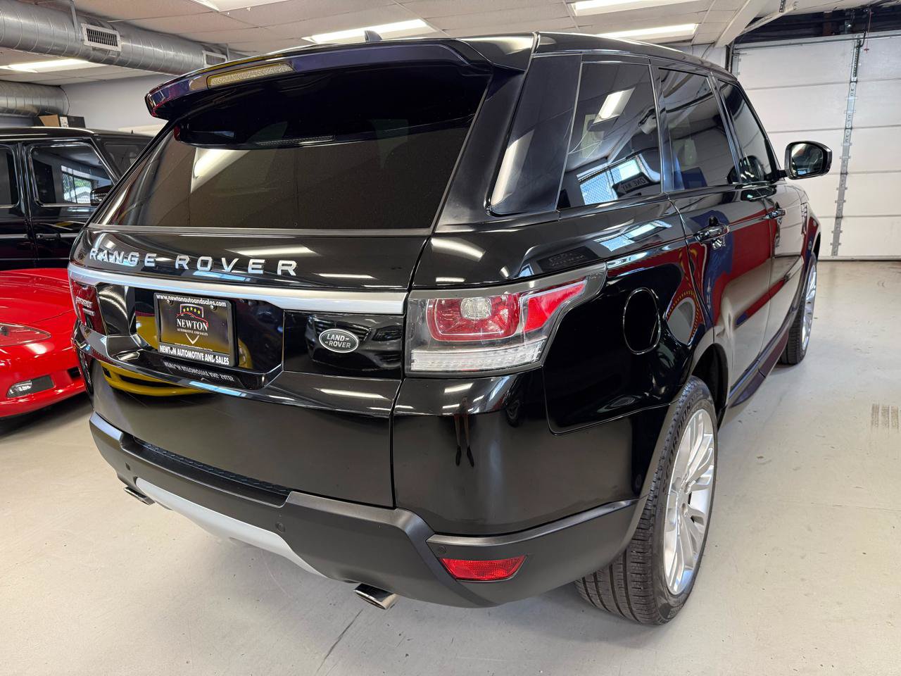 Used 2016 Land Rover Range Rover Sport HSE AWD/4WD image 7